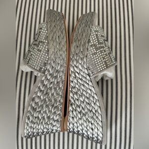 Donald J Pliner Espadrille Wedge Size 9